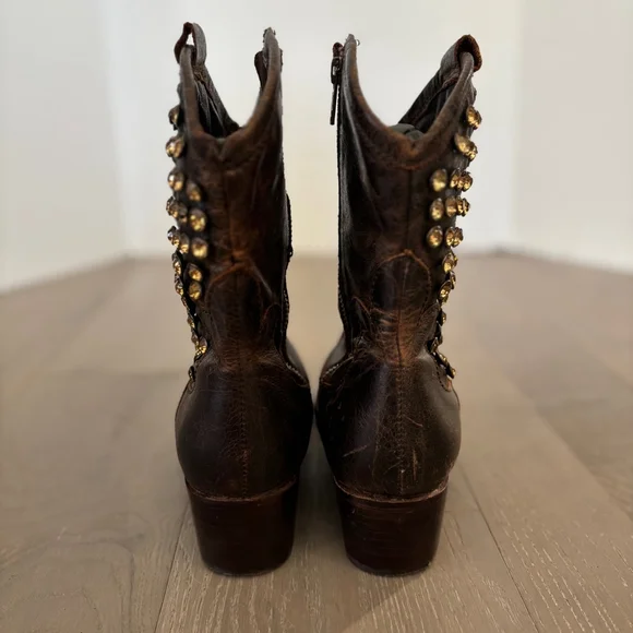 Patron By Perugia Rock Brown Studded Leather Boots Size 8 Western Bling Festival - Picture 2 of 10